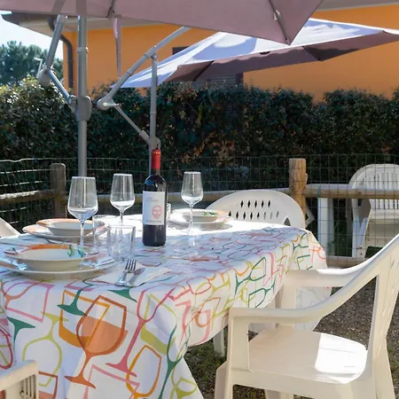 Διαμέρισμα Mc Relax 100m From The - Independent House With Ac - Garden *